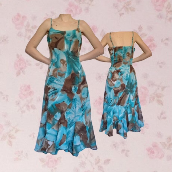 Alt Summer Dress - Picture 1 of 4